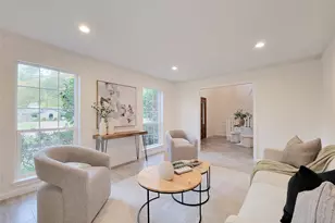 10703 Idlebrook Dr, Houston, TX 77070 - Photo 6