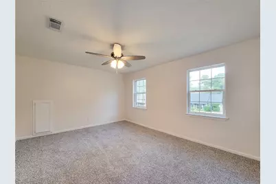 10703 Idlebrook Drive, Houston, TX 77070 - Photo 38