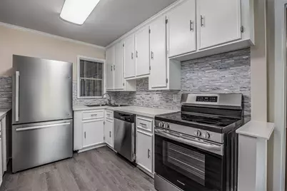 130 Bay Ridge Drive, Baytown, TX 77523 - Photo 18