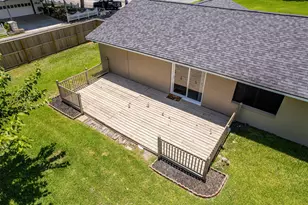 130 Bay Ridge Dr, Baytown, TX 77523 - Photo 34
