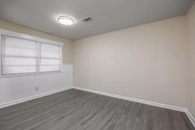 130 Bay Ridge Drive, Baytown, TX 77523 - Photo 22