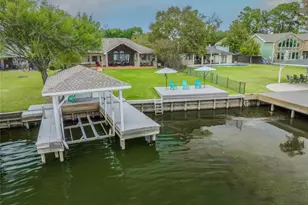 9698 E Shore Dr, Willis, TX 77318 - Photo 2