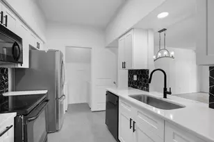 2475 Underwood St, Houston, TX 77030 - Photo 8