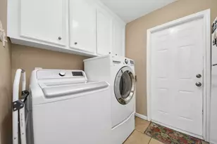 33 Clara Barton Ln, Galveston, TX 77551 - Photo 26