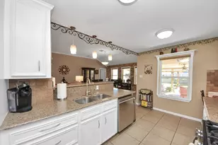 33 Clara Barton Ln, Galveston, TX 77551 - Photo 24