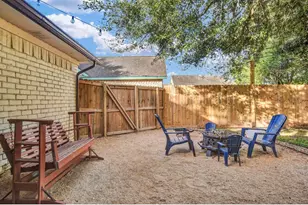 53 Bluebell Ct, Lake Jackson, TX 77566 - Photo 32