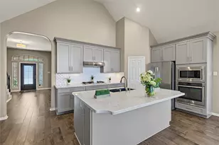 6723 Sotoria Ln, Sugar Land, TX 77479 - Photo 10