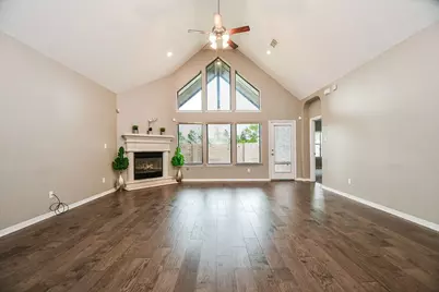 6723 Sotoria Lane, Sugar Land, TX 77479 - Photo 2