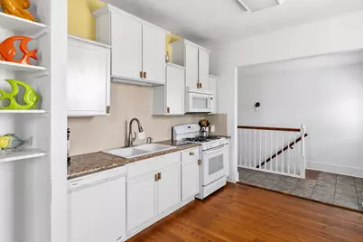 1309 Ursuline St, Galveston, TX 77550 - Photo 14