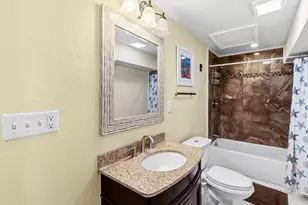 1309 Ursuline St, Galveston, TX 77550 - Photo 32