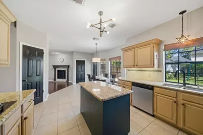 4923 Cave Run Drive, Missouri City, TX 77459 - Photo 14