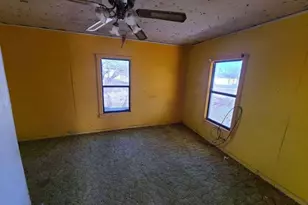 503 N Electra St, Electra, TX 76360 - Photo 6