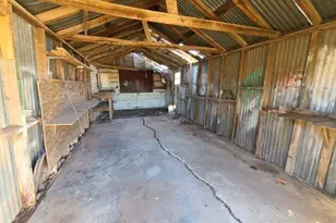 503 N Electra St, Electra, TX 76360 - Photo 12