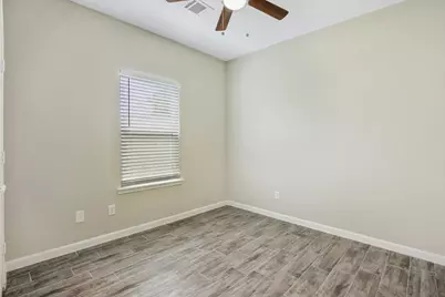 5911 Westover Street #B, Houston, TX 77033 - Photo 18