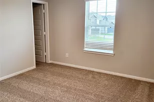 1002 Grand Emperor DR, Houston, TX 77073 - Photo 6