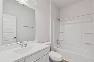 8927 Silver Blf Ln, Baytown, TX 77521 - Photo 18