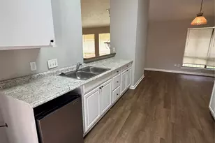 8662 Pearl Point St, Houston, TX 77044 - Photo 4