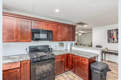 2113 W Gulf Street, Baytown, TX 77520 - Photo 12