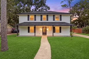 12703 Rocky Hill Dr, Houston, TX 77066 - Photo 2