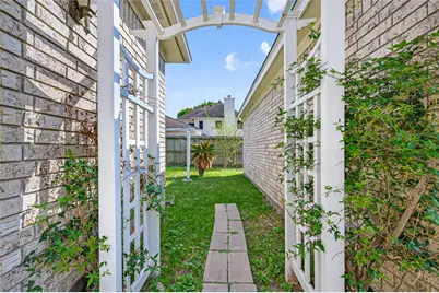 12727 Magnolia Leaf Street, Houston, TX 77065 - Photo 16