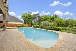 3391 Clearwood Cir, Alvin, TX 77511 - Photo 4