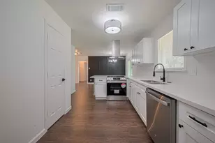 2112 Walnut Ln, Pasadena, TX 77502 - Photo 8