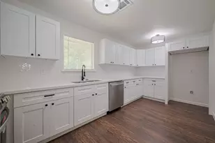 2112 Walnut Ln, Pasadena, TX 77502 - Photo 6