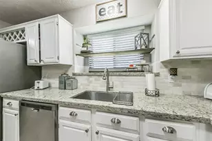 1713 Asbury Ln, Deer Park, TX 77536 - Photo 18