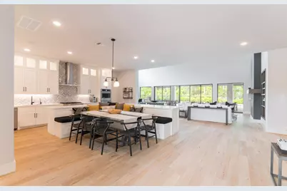 23 Legacy Branch Drive, The Woodlands, TX 77375 - Photo 4