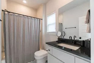 23 Legacy Branch Dr, The Woodlands, TX 77375 - Photo 40