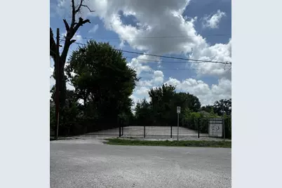 2114 Terry Street, Houston, TX 77009 - Photo 2