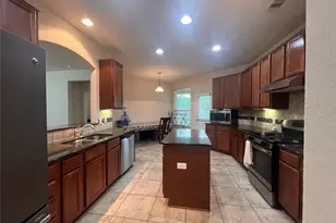 5410 Peppermint Ln, Baytown, TX 77521 - Photo 10