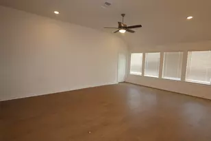 540 Bluebell Maiden Ct, Magnolia, TX 77354 - Photo 4