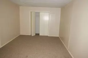 5939 Belarbor St, Houston, TX 77033 - Photo 8