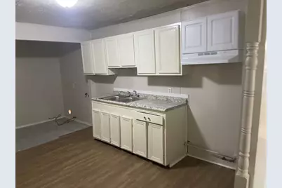 5939 Belarbor Street, Houston, TX 77033 - Photo 6