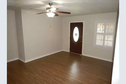 5939 Belarbor Street, Houston, TX 77033 - Photo 2