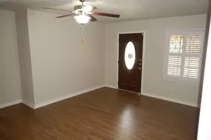 5939 Belarbor St, Houston, TX 77033 - Photo 2