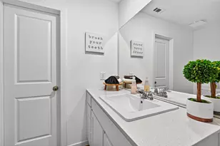 228 Laura Leigh Ln, Angleton, TX 77515 - Photo 32