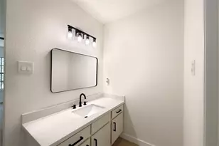 6217 Ludington Dr, Houston, TX 77035 - Photo 26