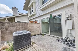 6217 Ludington Dr, Houston, TX 77035 - Photo 38