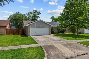 11731 Flushing Meadows Dr, Houston, TX 77089 - Photo 2