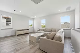 723 N Emile St, Houston, TX 77020 - Photo 20