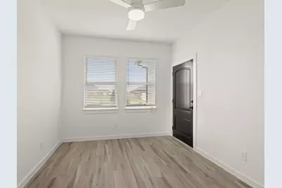 559 Day Station Drive, Dayton, TX 77535 - Photo 4