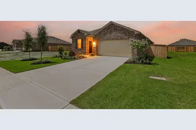 559 Day Station Drive, Dayton, TX 77535 - Photo 1