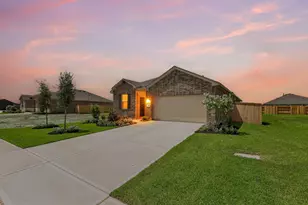 559 Day Sta Dr, Dayton, TX 77535 - Photo 1