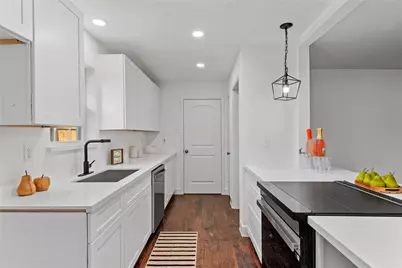 6126 Knotty Post Lane, Spring, TX 77373 - Photo 6