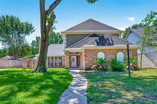 2730 Blue Glen Ln, Houston, TX 77073 - Photo 1