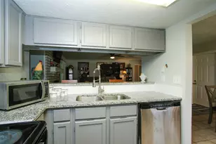 12662 Hackberry Dr, Willis, TX 77318 - Photo 22