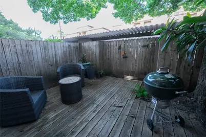 7447 Brompton Street #7447, Houston, TX 77025 - Photo 24