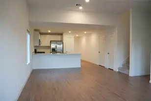 3210 Spanish Oak Ln, Rosenberg, TX 77471 - Photo 4